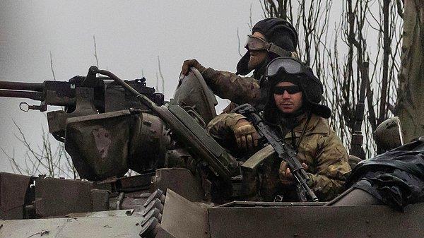 ABD ve Avrupalı askeri analistler, Ukrayna'nın insansız hava aracı kampanyasının Rus ilerlemesini yavaşlatmadaki erken başarılarına katkıda bulunduğunu ve Rus ordusunun beklenmedik zayıflıklarını ortaya çıkardığını belirtiyorlar.