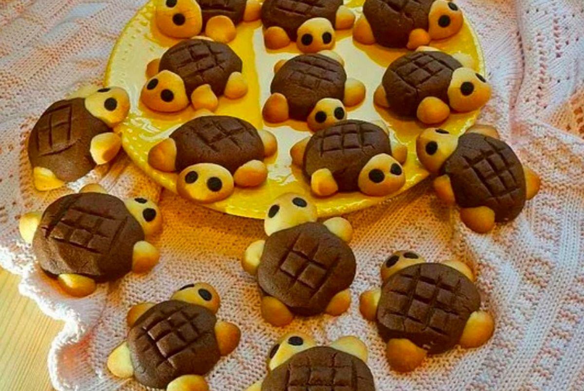 Печеное для ребенка. Печенье черепаха. Печеньки Черепашки. Печенье Черепашки красивые. Интересное печенье для детей.
