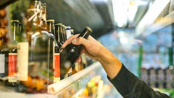 Birleşik Krallık Ulusal Sağlık Hizmeti (NHS), düzenli olarak haftada 14 birimden fazla içilmesini önermiyor ama tamamen güvenli bir içme seviyesi olmadığına dair de uyarıyor.