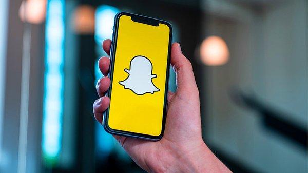 Teknoloji devleri ve mobil uygulamalar Rusya'ya yaptırımlarına uygularken diğer yandan da Ukrayna için bazı önlemler alıyor. Yeni haber Snapchat'ten geldi.