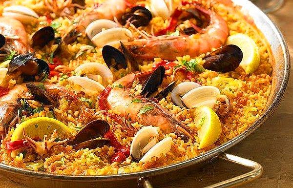 5. İspanya - “Paella’yı chorizo’ ile yapın.”