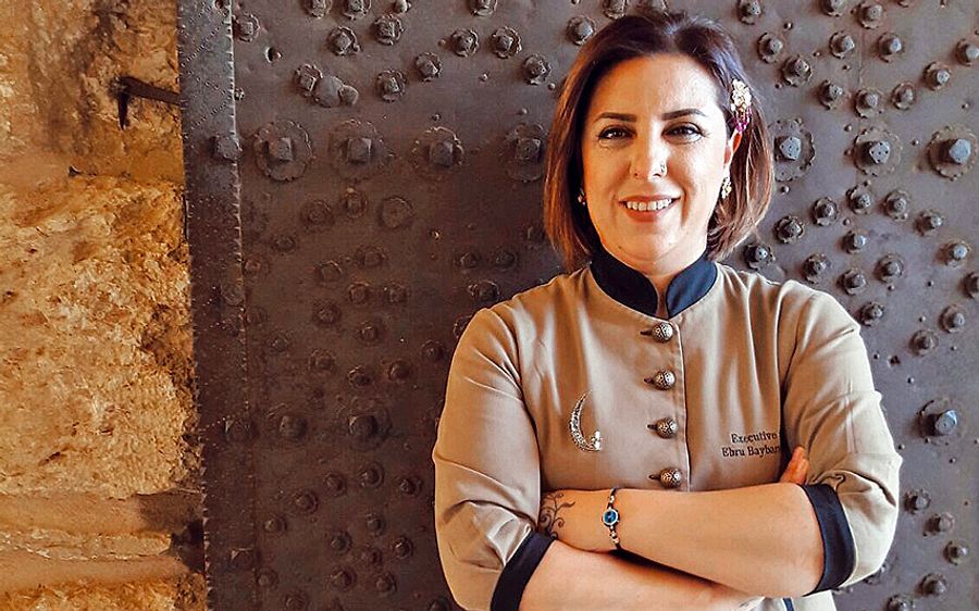 MasterChef Konuğu Şef Ebru Baybara Demir Kimdir, Kaç Yaşında Ve Nereli ...