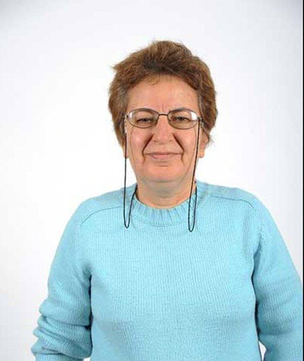 Vasfiye Emektar: 25 Şubat’ta İzmir'de evli olduğu erkek Vedat Emektar tarafından kıskançlık bahanesiyle bıçaklanarak öldürüldü.