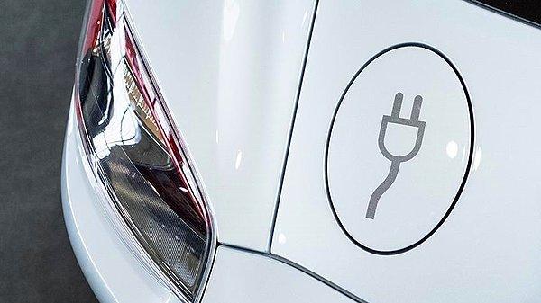 Uluslararası Enerji Ajansı'na göre geçen yıl toplam küresel araç satışlarının yaklaşık yüzde 9'unu elektrikli araçlar oluşturdu.