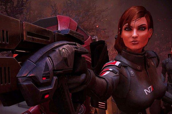 11. "Mass Effect'teki kadın Sheperd benim için dünyalar demek."