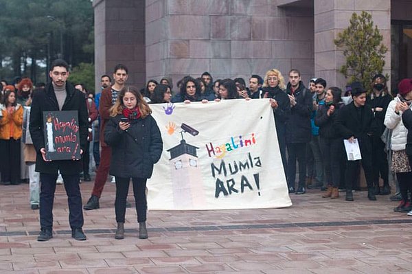 "Öğrencileri basıp kınama cezası verildi"