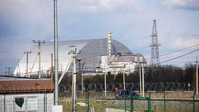 Yorgun ve Çaresizler: Rusya Ele Geçirdiği Çernobil Nükleer Santralin Çalışanlarını Tesisten Çıkarmıyor