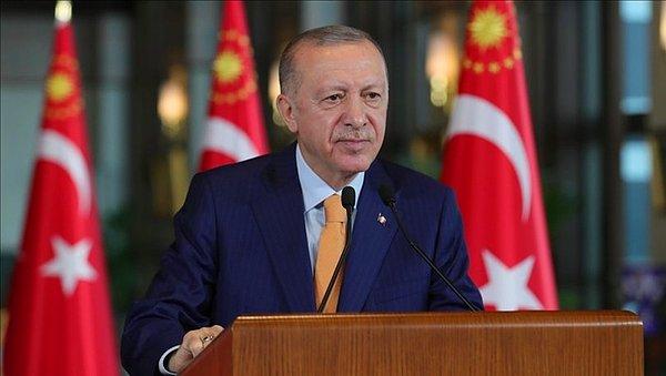 'Tezimin konusu Türkiye'nin Erdoğan'ın AKP eliyle otoriter bir rejime geçiş yapıp yapmadığı değildi'