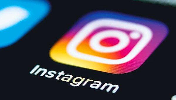 Instagram, konuyla ilgili yapmış olduğu açıklamada paylaşımı yapan kullanıcıların fotoğraflarının hazırlanması aşamasında, "kendilerinden bahsedilmeyen kahramanların" daha iyi tanınmasını sağlayacağını savunuyor.