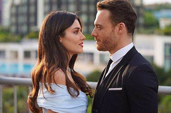 Hande Erçel Tamamen Sildi! Hande Erçel ve Kerem Bürsin Ayrıldı mı?