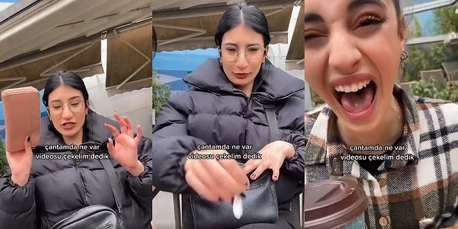 Arkadaşı 'Çantamda Ne Var?' Videosu Çekerken Bi' Acayip Gülerek Tüm Ambiyansı Bozan Kadın