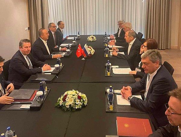 Dışişleri Bakanı Mevlüt Çavuşoğlu ile Rusya Dışişleri Bakanı Sergey Lavrov arasındaki ikili görüşme başladı.