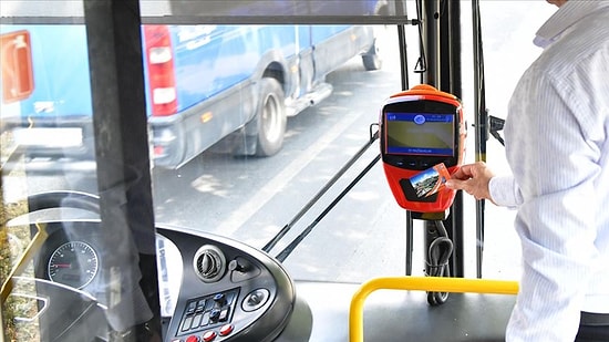 10 TL'lik Zam Talep Etmişlerdi: Mansur Yavaş, Ankara'daki Ulaşım Sorununun Çözüldüğünü Duyurdu!