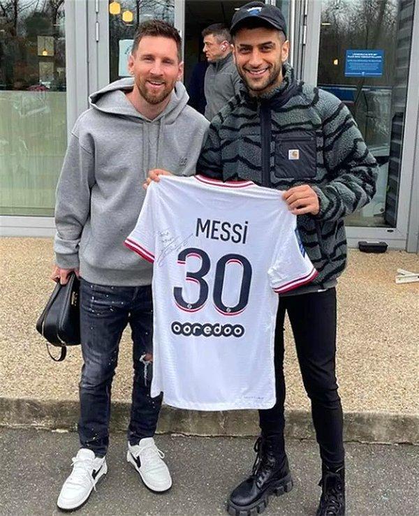 Messi İle Fotoğraf Çekilen Reynmen'in Ceketi Olay Oldu!