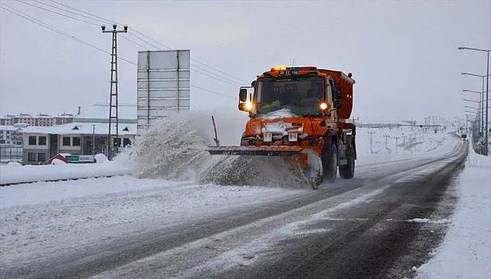 İstanbul’da Güne Bembeyaz Uyandı: Kar Yağışı Kaç Gün Sürecek? 11 Mart Hava Durumu Raporu…