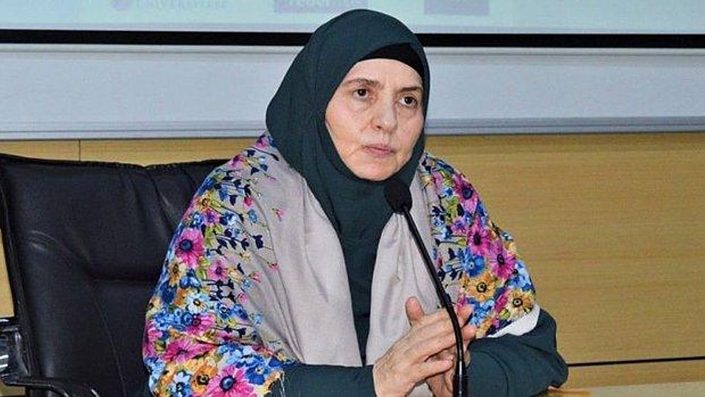 Gençleri Bu Zihniyet mi Aydınlatacak? 'Atatürk Eğitimi ABD'ye Verdi' Diyen Emine Şenlikoğlu, Okul Okul Gezmiş