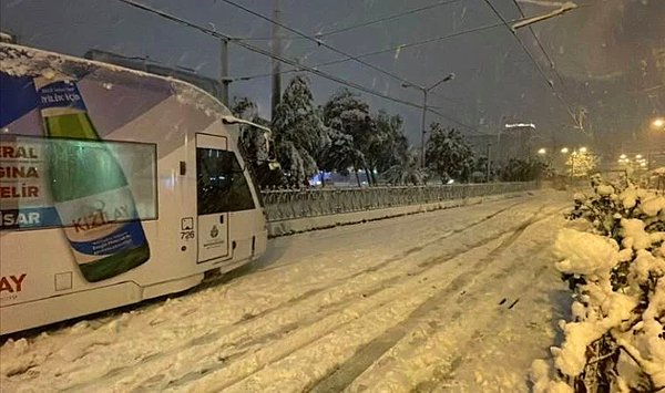 İstanbul'da Tramvay Seferleri İptal mi Edildi?