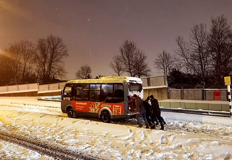 Kar Altındaki İstanbul'da Yolların Durumu Ne?