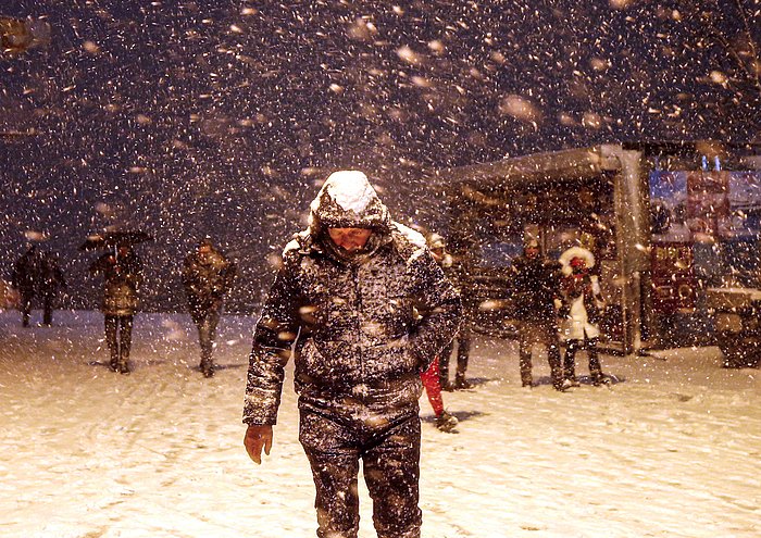 ❄️ Ve İstanbul'da Beklenen Kar Yağışı Başladı! İşte Kentten Manzaralar