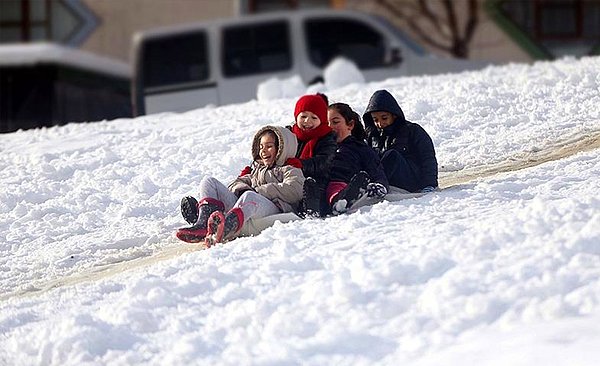 14 Mart İstanbul'da Okullar Tatil mi?