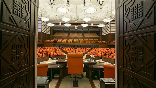 Baraj Kaç Olacak? AKP ve MHP'nin Seçim Kanunu Teklifi Meclis'e Sunuldu