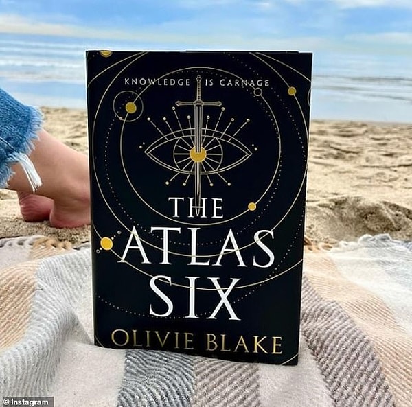 В сюжете Atlas Six рассказывается о группе начинающих магов, соревнующихся за места в тайном лондонском обществе, которое охраняет знания древних цивилизаций.