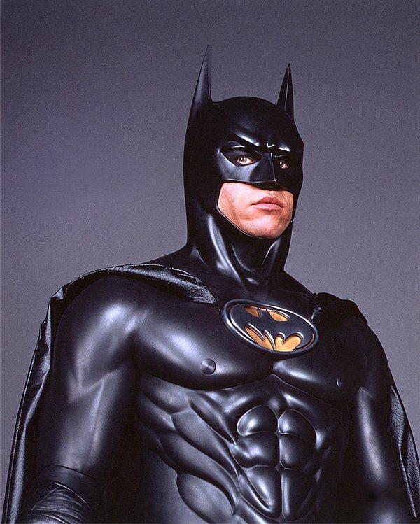 12. Robert Pattinson, seçmelere Val Kilmer'ın Batman Forever filmindeki kostümüyle katıldı.