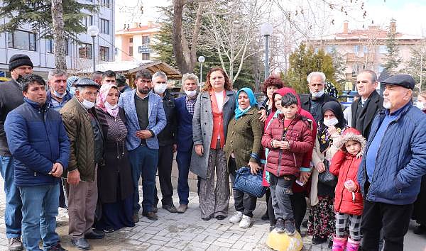 'Çalıya suç bularak mahkeme salonundan elini kolunu sallayarak gitti'