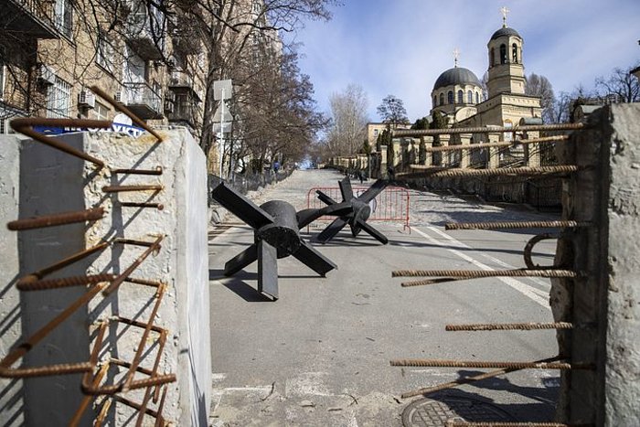 Kiev’de Bu Akşamdan İtibaren 35 Saatlik Sokağa Çıkma Yasağı İlan Edildi