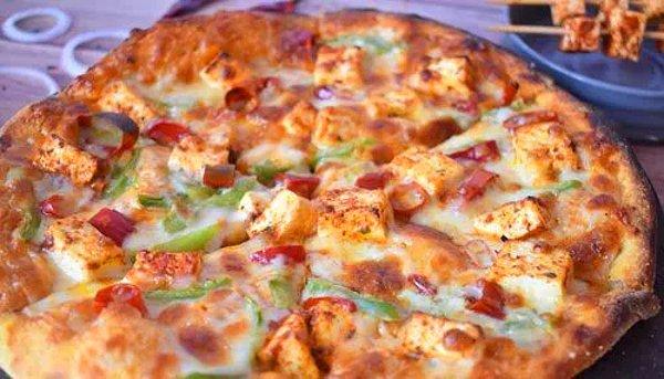 11. Hindistan-Tandoori paneer pizza