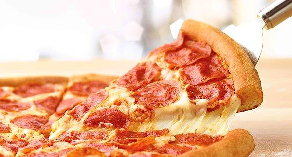Girişimcilerin çılgın fikirleri arasında, New York'tan yaklaşık 4 bin kilometre uzakta bulunan San Francisco'ya 45 dakika gibi bir süre içerisinde pizza teslimi yapmak da yer alıyor.