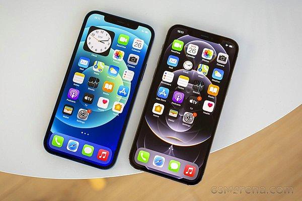 8.  Apple yenilenmiş iPhone, Mac, iPad ve aksesuarları Almanya, ABD, İngiltere ve Kanada gibi ülkelerde satışa sunuyor. Yenilenmiş ürünler sıfır cihazlara oranla gayet uygun fiyatlı olduğu için uygun fiyat arayan kullanıcılar tarafından daha çok tercih ediliyor. Bu ürünlere son olarak iPhone 12 Pro eklendi ve sıfır modele kıyasla 180 dolar daha ucuza satın alınabiliyor.