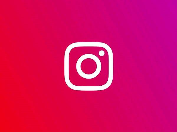 Ancak teknoloji devlerinin yarış içerisinde olması birbirlerini "görmeyeceği" anlamına gelmiyor. Son olarak Instagram, TikTok'ta Instagram Creators adındaki resmi hesabını açtı.