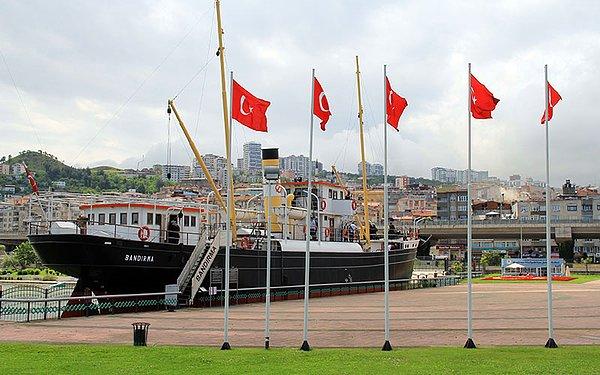 Bandırma Vapuru Müzesi Mustafa Kemal'in yolculuğunun varış noktası olan Samsun'da yer alıyor.