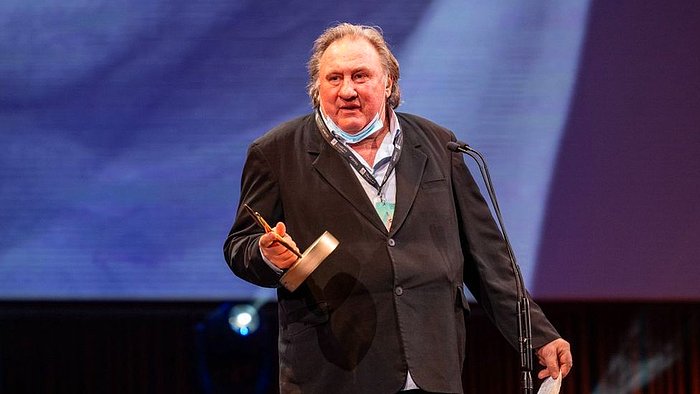 Türk Vatandaşı Olmak İstediğini Söylemişti: Gerard Depardieu, İstanbul’da Balıkçı Teknesinde Yaşayacak