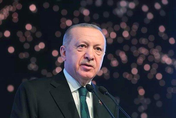 2. Cumhurbaşkanı Recep Tayyip Erdoğan, partili milletvekilleriyle gruplar halinde yaptığı toplantıların dördüncüsünü dün gerçekleştirdi.