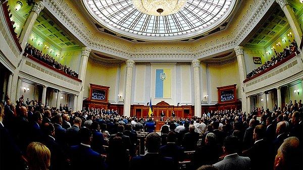 'Sanal Varlıklar Üzerine' yasa taslağı ilk olarak Eylül 2021'de Ukrayna parlamentosunda oybirliğiyle kabul edilmişti.