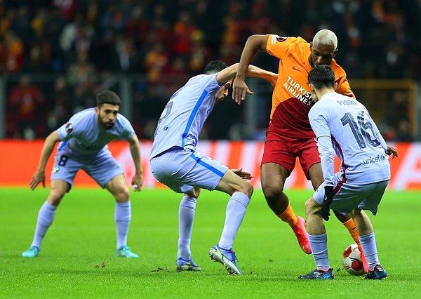 Galatasaray, UEFA Avrupa Ligi son 16 turu maçında Barcelona'yı konuk etti.