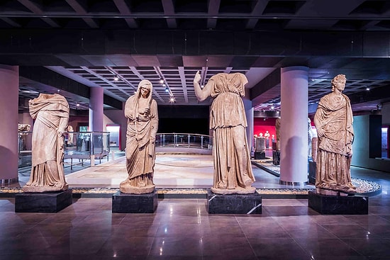 Bunu da Gördük: Aydın'da Tarihi Eser Kaçakçısı Müze Müdürü Çıktı!