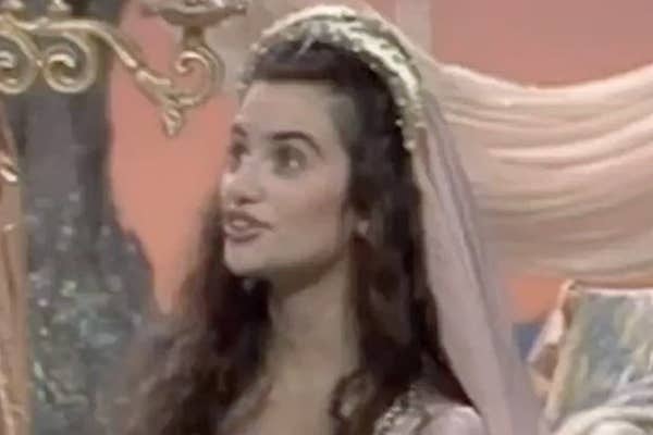 Вот она в своей первой роли.