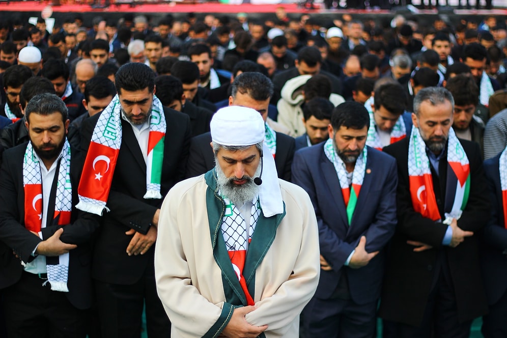 Diyanet'in Gizli Raporunda Furkancılar: 'Hz. Muhammed'in Mitinglerinde Olduğunu Söylüyorlar'