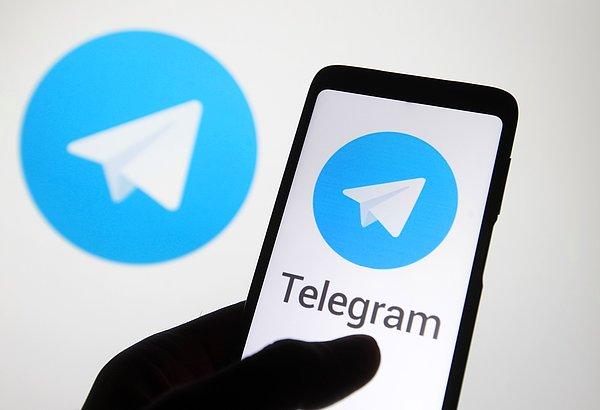 Öte yandan Telegram da değer kazandı. Facebook'un nefret söylemi politikasının aksine Ruslara yönelik şiddet çağrılarına geçici olarak izin verileceğini açıklamasının ardından açılan dava sonrası erişime engellenmeleri ihtimali herkesi endişelendirdi. Bu sebeple birçok kişi Telegram'a geçiş yaptı.