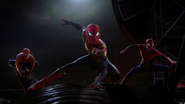 1. Örümcek-Adam: Eve Dönüş Yok (2021) Spider-Man: No Way Home