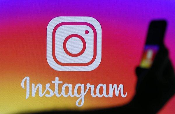 Bildiğiniz üzere Instagram, bir süre önce akıştaki sıralamayı değiştirerek, gördüğümüz paylaşımları "en son paylaşılana göre" değil de algoritmaya göre yani en çok "etkileşime girdiğimiz" hesaplara göre gösteriyordu.