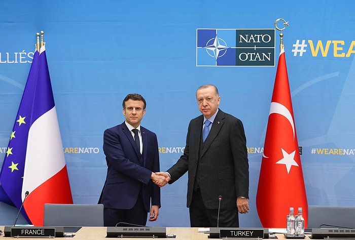 İlk Temas Macron’la: Erdoğan, NATO Zirvesi İçin Brüksel’e Gitti