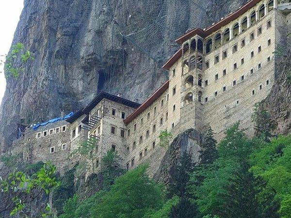 Sümela Manastırı'nı ziyaret etmek istiyorsanız rotayı Trabzon'a çevirmek zorundasınız