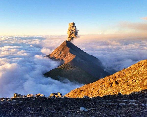 20. Volcán de Fuego - Guatemala: