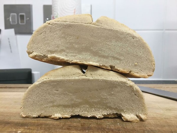 16. Я пытался испечь хлеб, используя только муку и воду