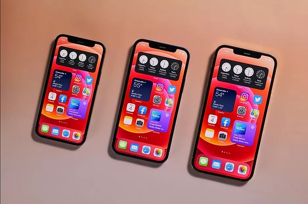 Apple’ın son günlerde abonelik sistemi hakkında bazı söylentiler dolaşıyordu. Bu iddiaları Bloomberg’den Mark Gurman detaylandırdı.