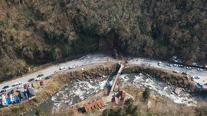 Ayder Yolu Heyelan Nedeniyle Kapandı